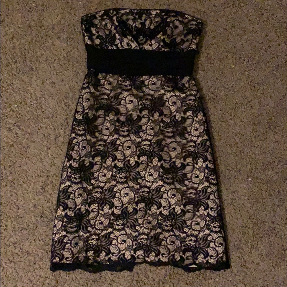 White House black market Strapless dress
